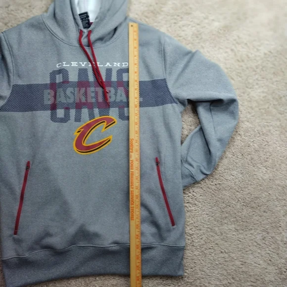Cleveland Cavilers NBA Hoodie Team Pull Over Size Med - Picture 12 of 16